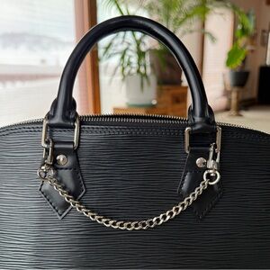 Silver Bag Chain Charm